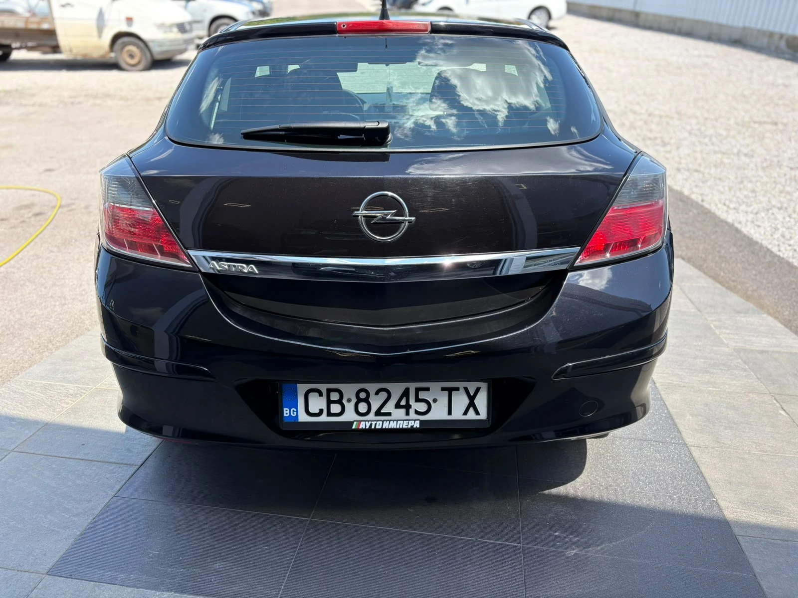 Opel Astra GTC, снимка 4 - Автомобили и джипове - 55451260