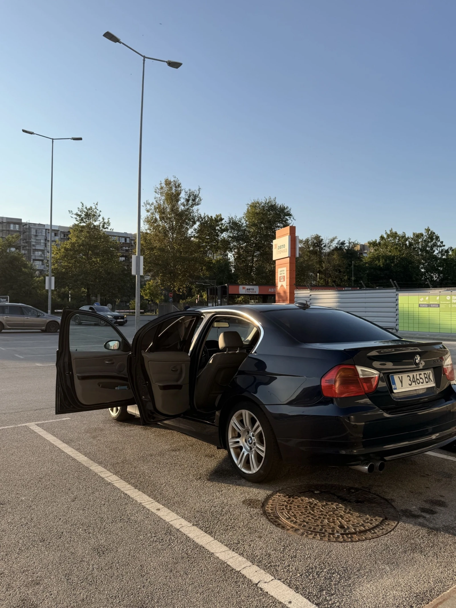 BMW 330, снимка 6 - Автомобили и джипове - 55497187