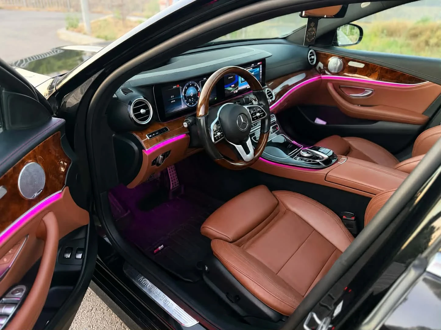 Mercedes-Benz E 400 d AMG Line 4Matic, снимка 7 - Автомобили и джипове - 55644605