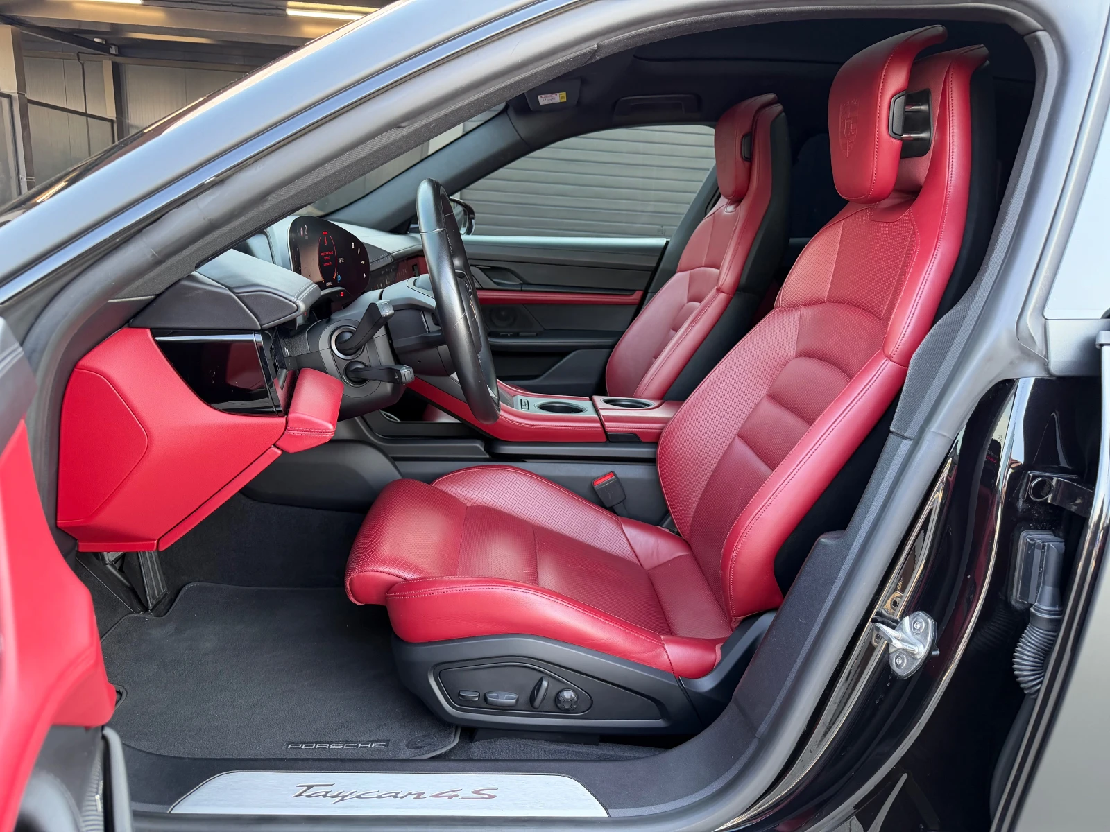 Porsche Taycan 4S #PANO#BOSE#OBDUH#DISTR#Cam360#KeyLess#FULL MAX#, снимка 8 - Автомобили и джипове - 55827567