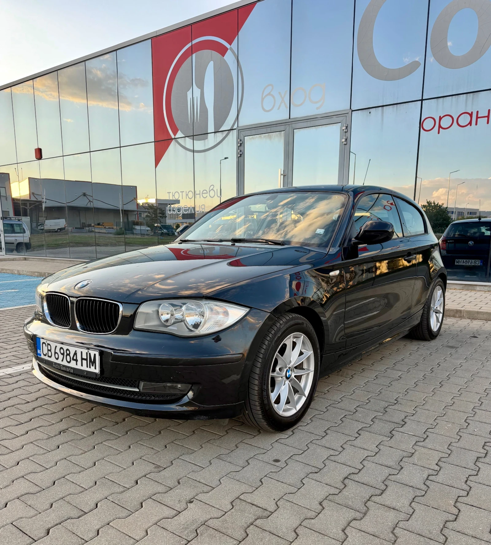 BMW 116 Facelift euro5, снимка 3 - Автомобили и джипове - 55946197