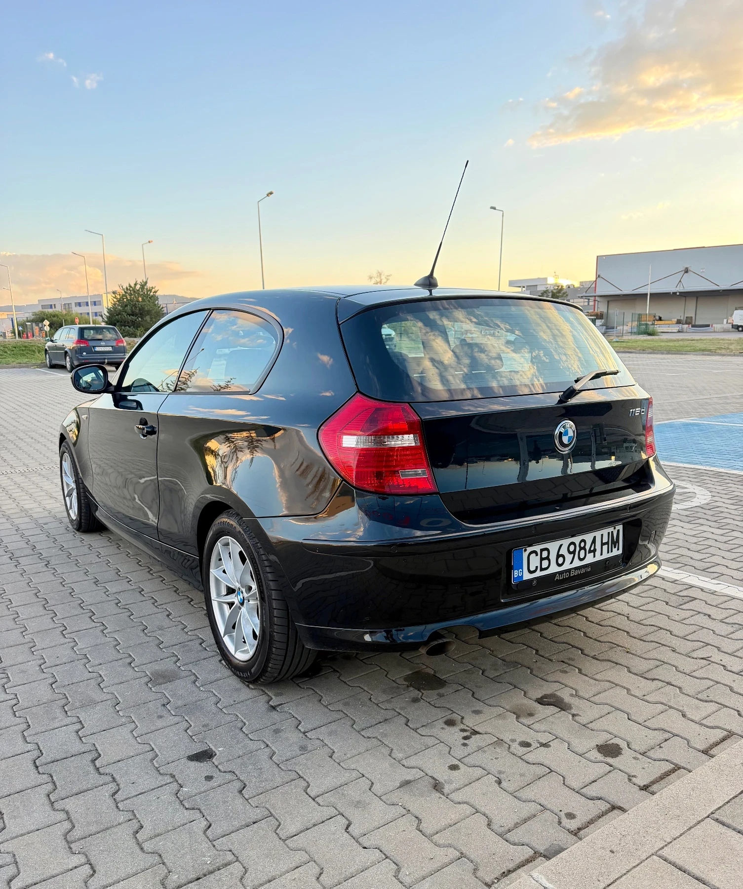 BMW 116 Facelift euro5, снимка 4 - Автомобили и джипове - 55946197