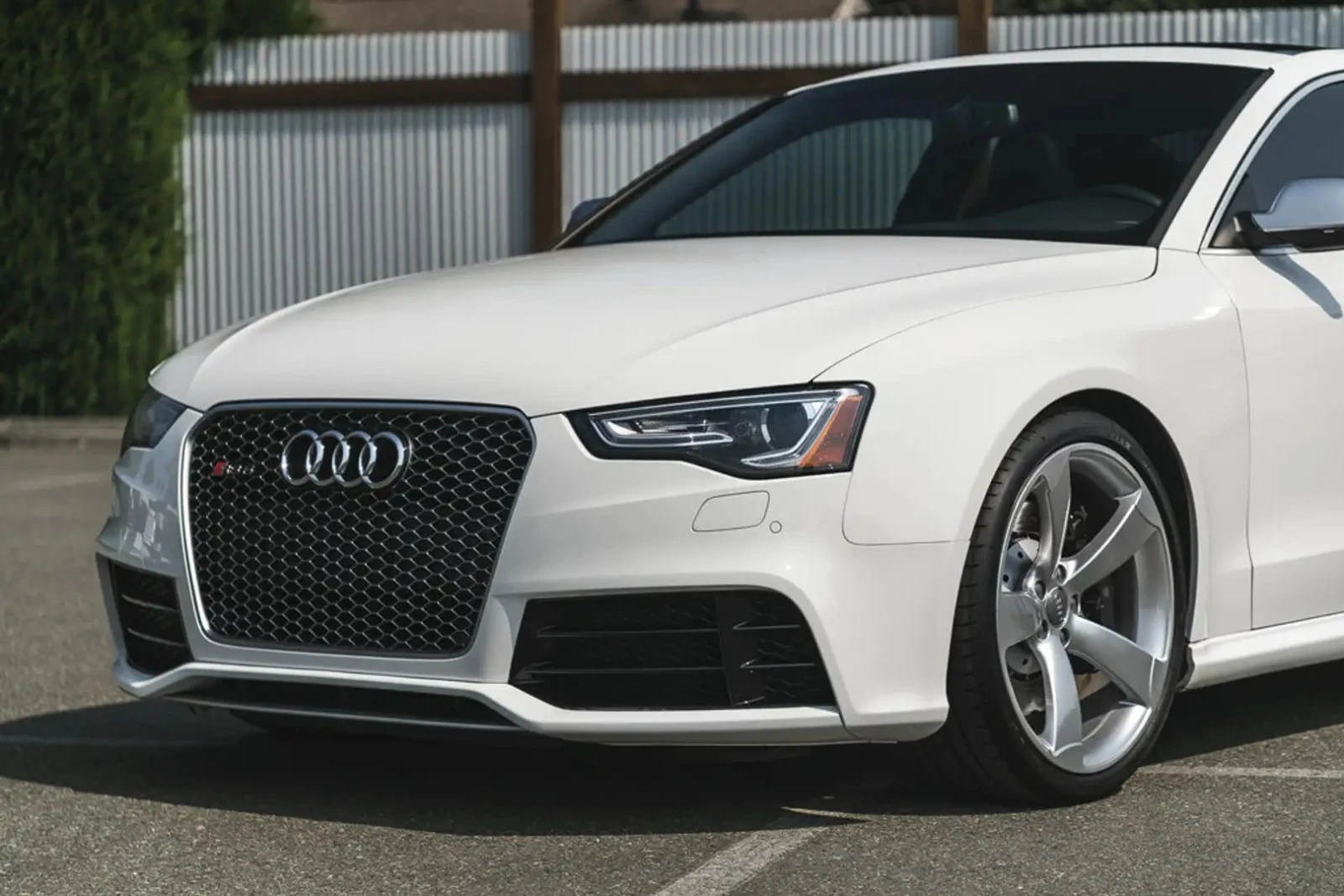 Audi Rs5 COUPE ЦЕНА ДО БЪЛГАРИЯ АВТОКРЕДИТ, снимка 2 - Автомобили и джипове - 55989828