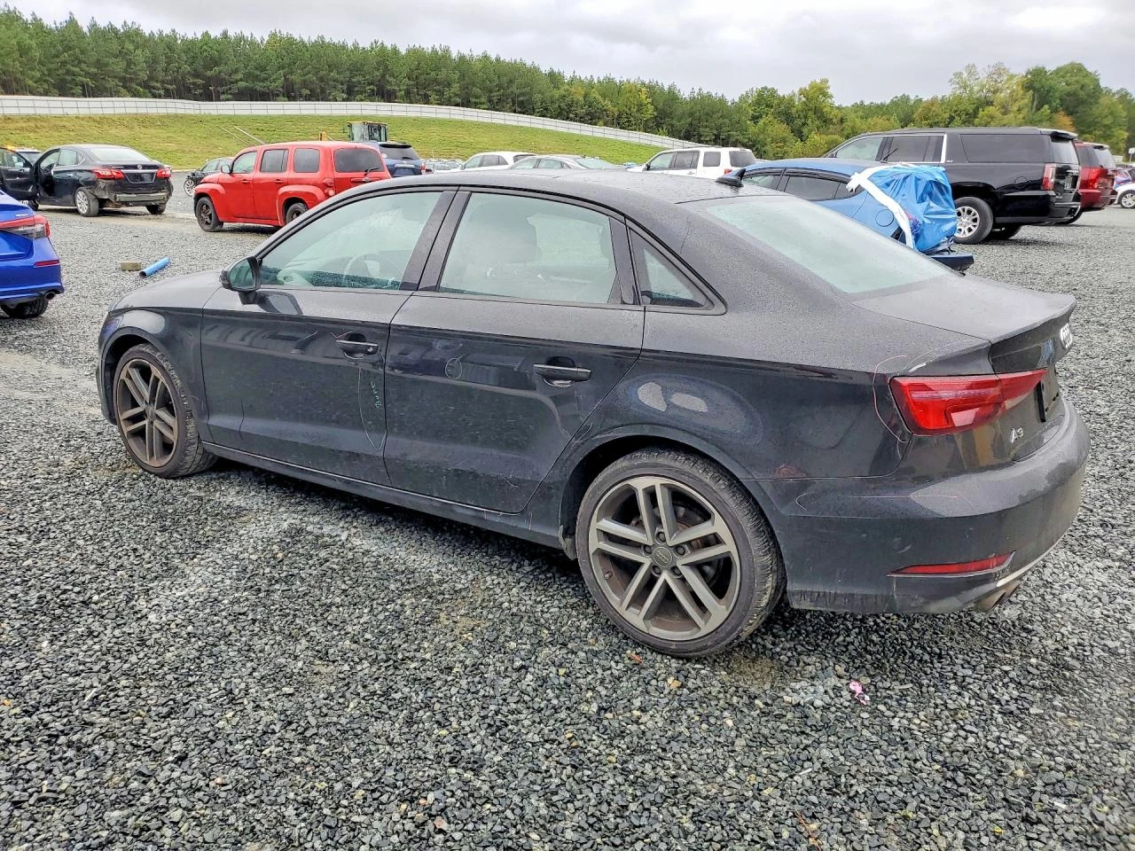 Audi A3 2.0l Premium, снимка 2 - Автомобили и джипове - 56223912