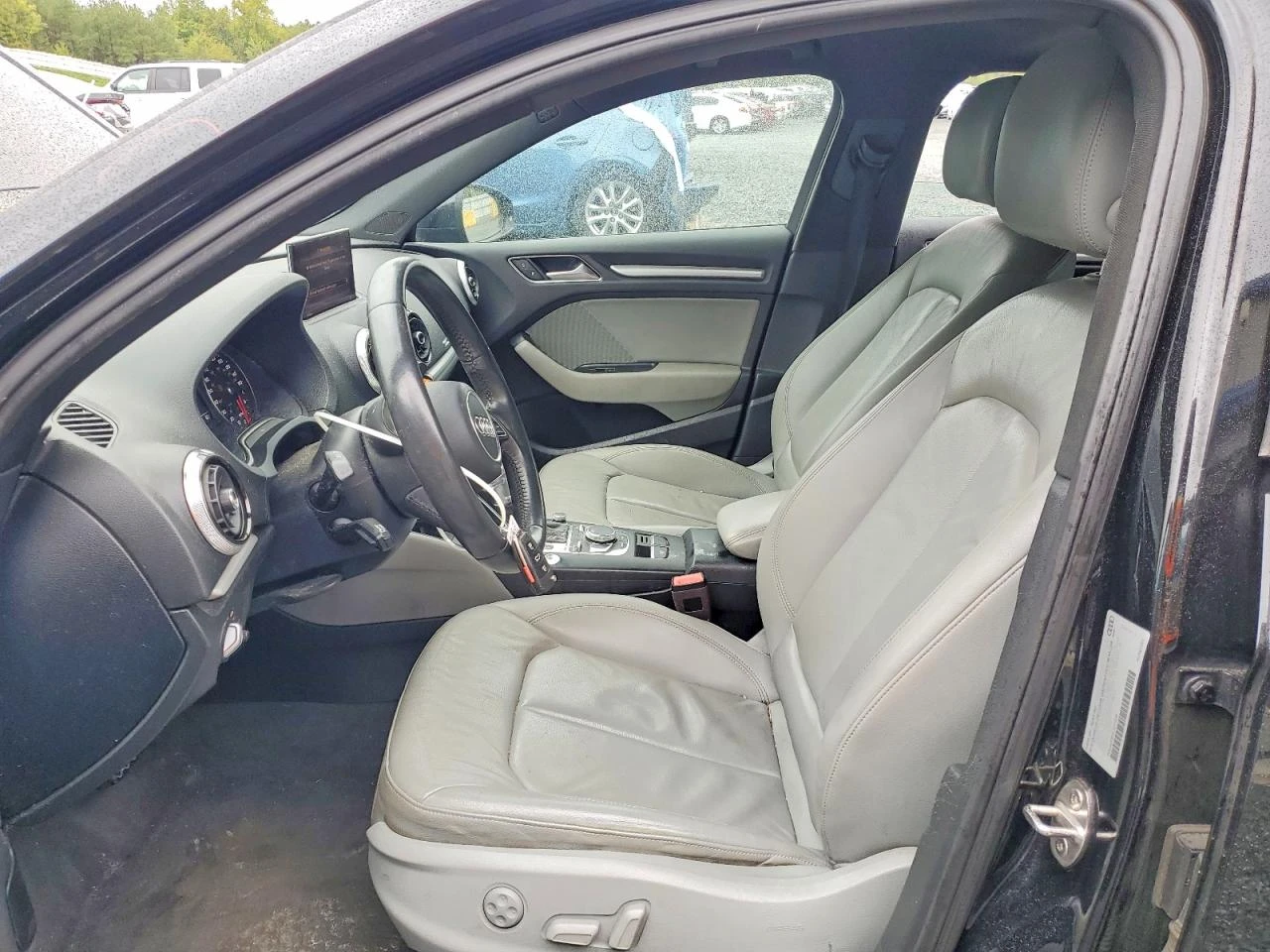 Audi A3 2.0l Premium, снимка 7 - Автомобили и джипове - 56223912