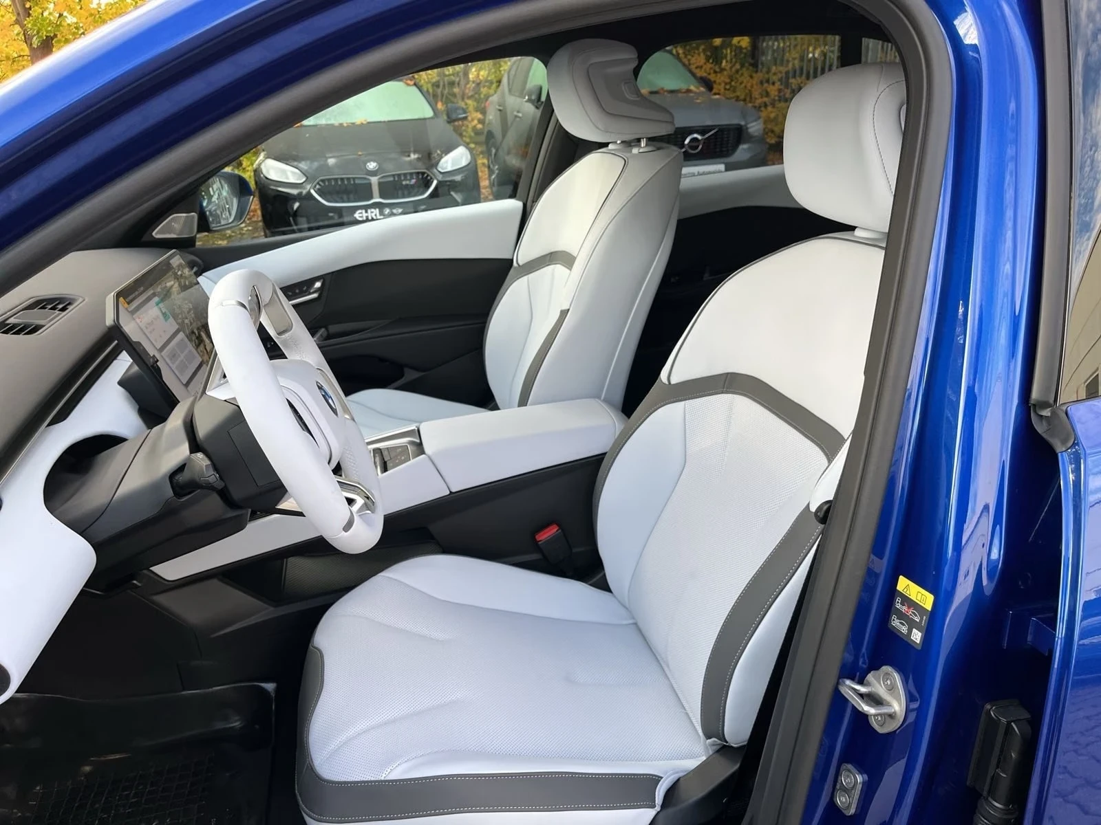 BMW i3 50 xDRIVE FIRST EDITION HEAD UP PANO | Mobile.bg � ����������� 7
