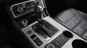 VW Touareg 3.0 TDI* ЕЛ. БАГАЖНИК* 360* ЛЮК* КРАЙНА ЦЕНА, снимка 9