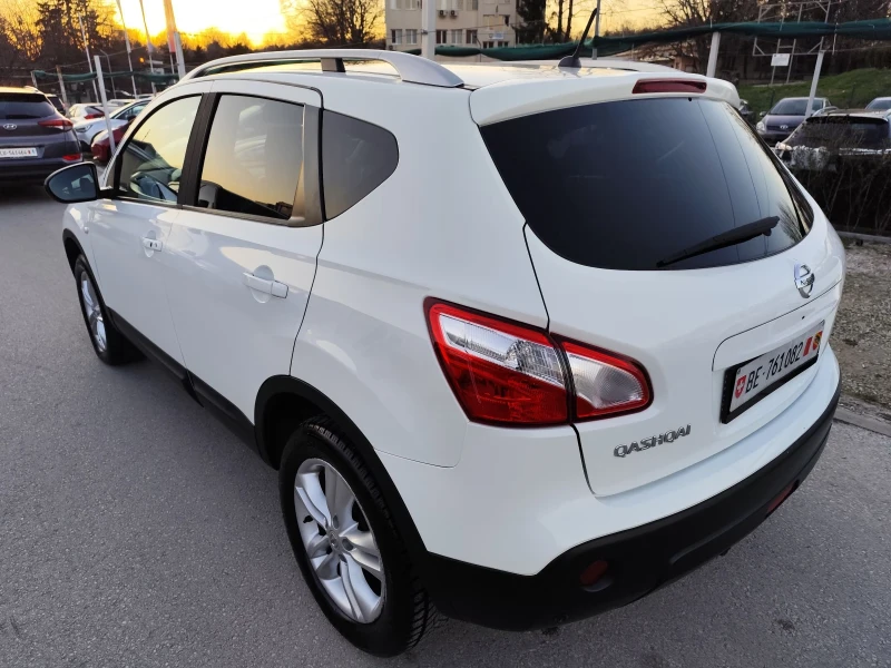 Nissan Qashqai 2.0 Швейцария , снимка 7 - Автомобили и джипове - 49564072