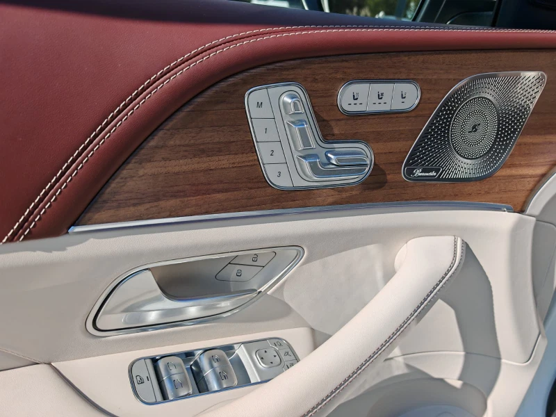 Mercedes-Benz GLS 600 Maybach Facelift E-BODY 5 години гаранция, снимка 8 - Автомобили и джипове - 52035703