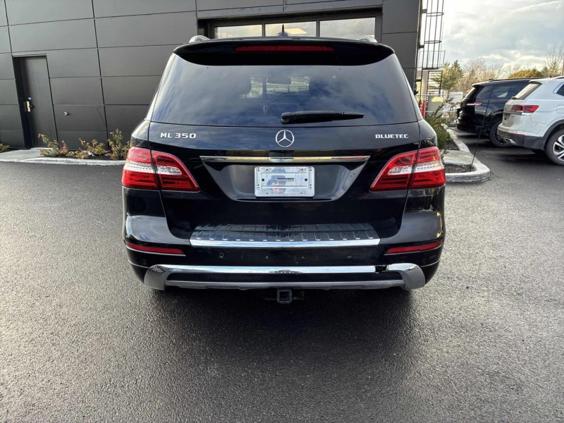 Mercedes-Benz ML 350 Distronic* AMG packet* Обдух* 360* , снимка 4 - Автомобили и джипове - 52573677