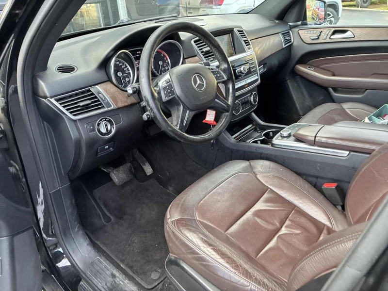 Mercedes-Benz ML 350 Distronic* AMG packet* Обдух* 360* , снимка 5 - Автомобили и джипове - 52573677