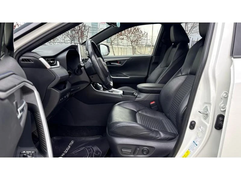 Toyota Rav4 2.5HSD AWD SELECTION, снимка 12 - Автомобили и джипове - 53902635
