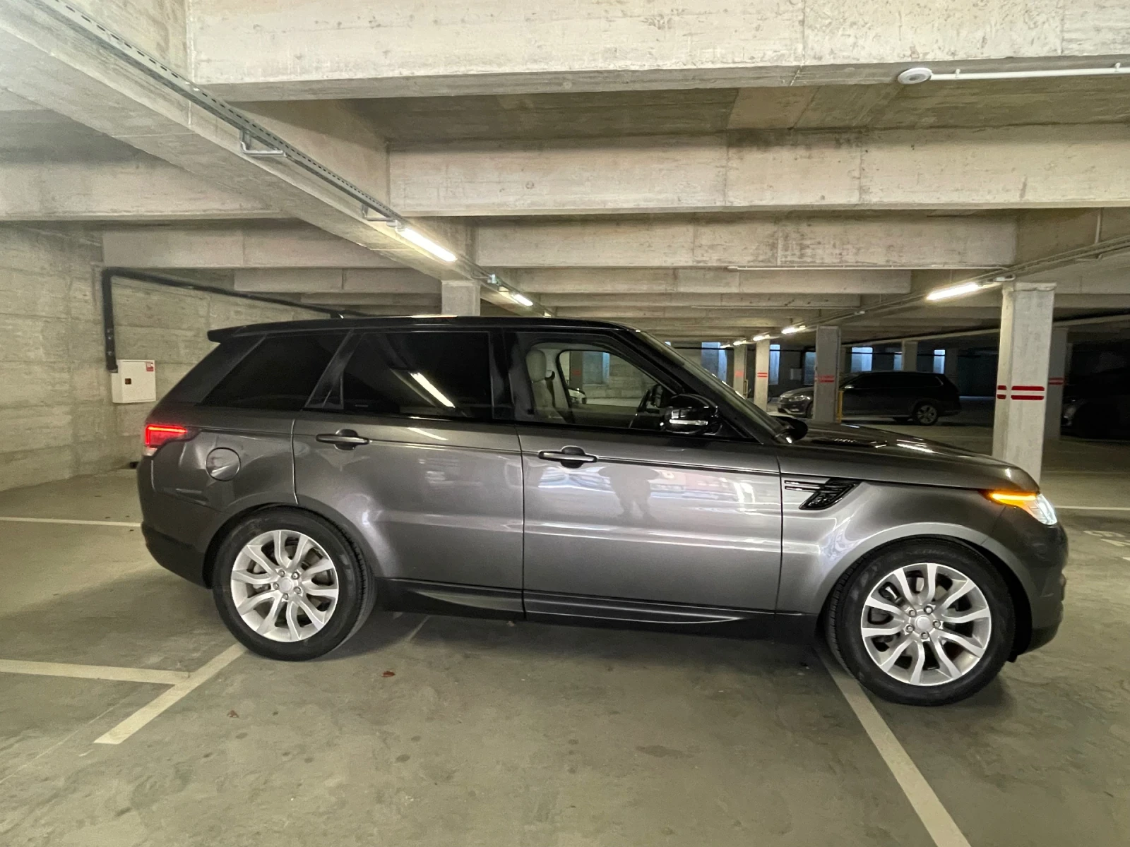 Land Rover Range Rover Sport 3.0d HSE - изображение 3