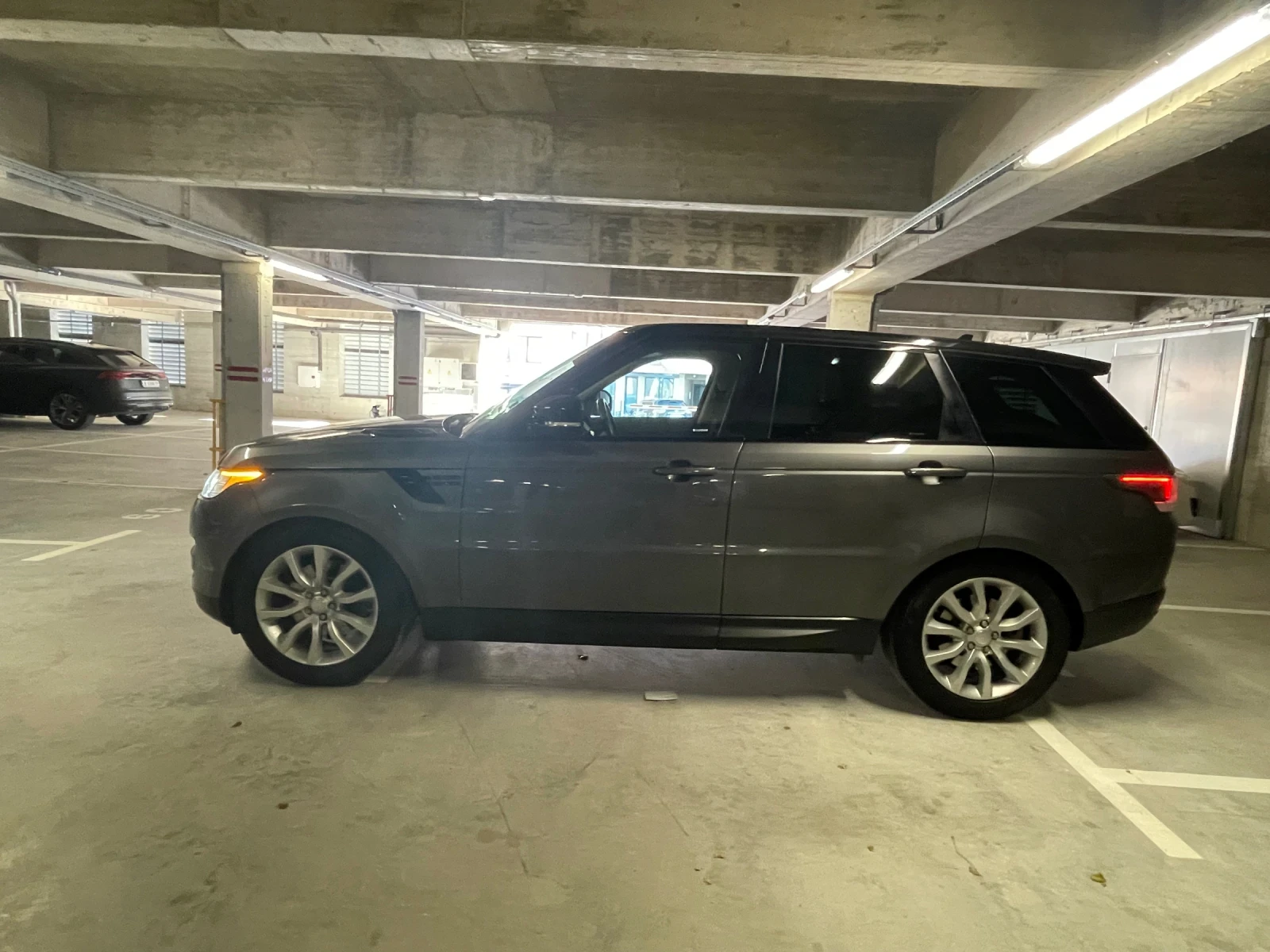 Land Rover Range Rover Sport 3.0d HSE - изображение 4