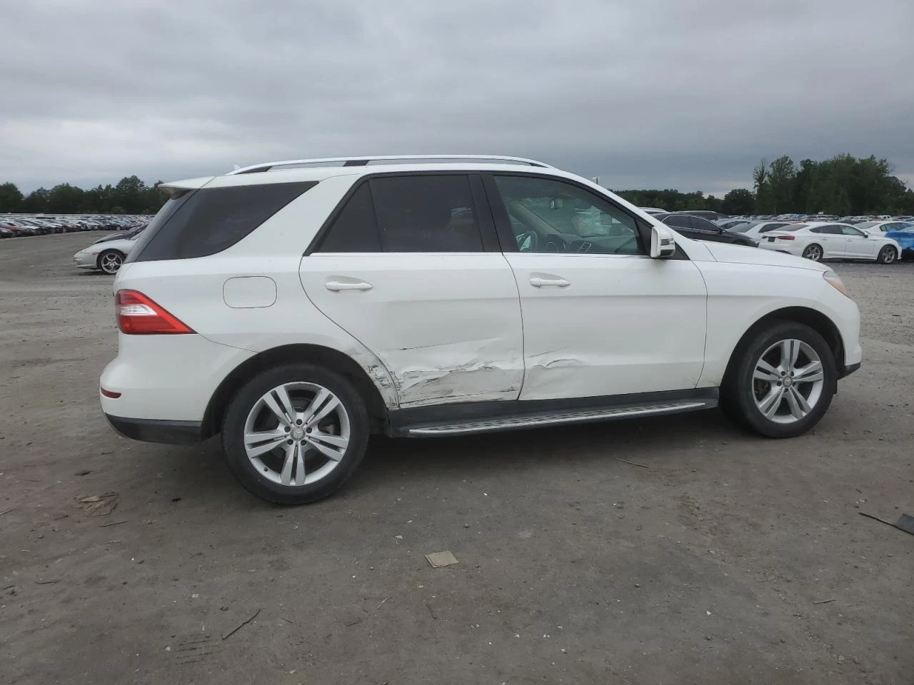 Mercedes-Benz ML 350 4MATIC - изображение 3
