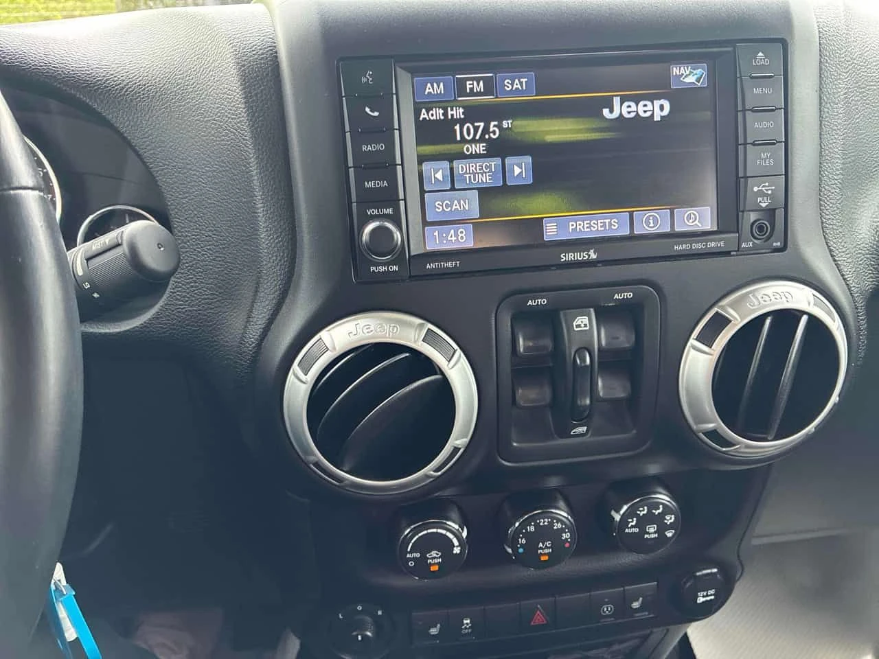 Jeep Wrangler * Sahara * , снимка 9 - Автомобили и джипове - 54882351