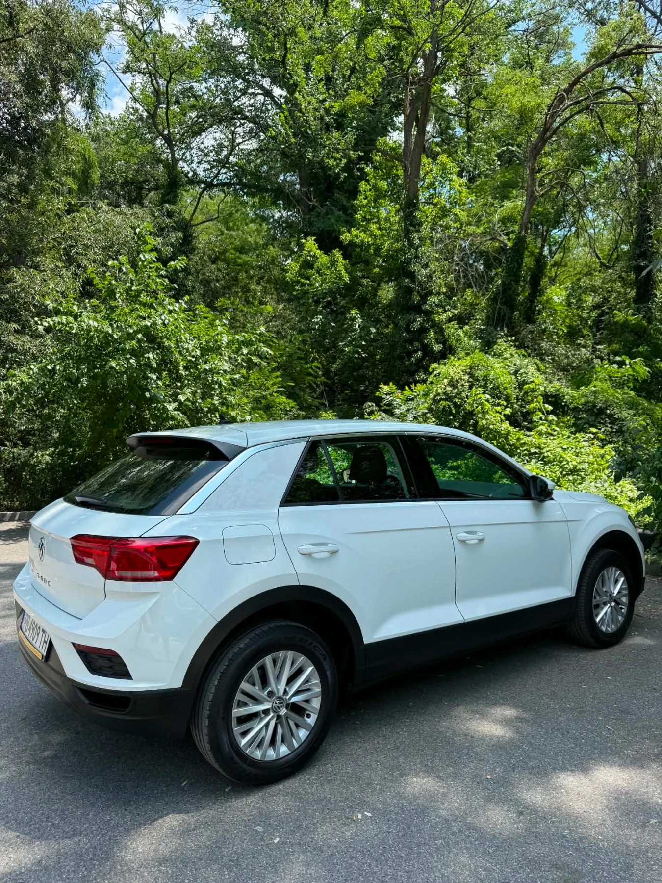 VW T-Roc 1.6 Diesel, снимка 3 - Автомобили и джипове - 54988002