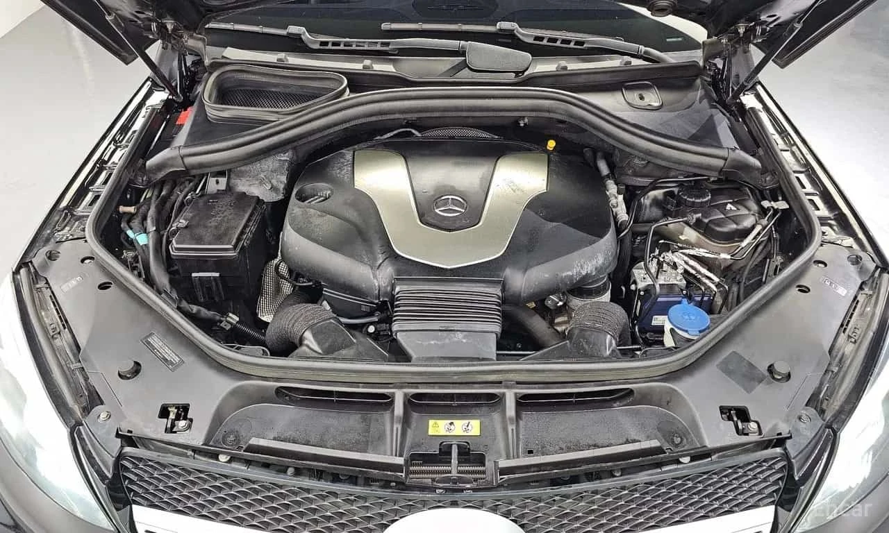 Mercedes-Benz GLE 350 D * COUPE * AMG * 360 * БЕЗ ИНЦИДЕНТИ * , снимка 17 - Автомобили и джипове - 56214990