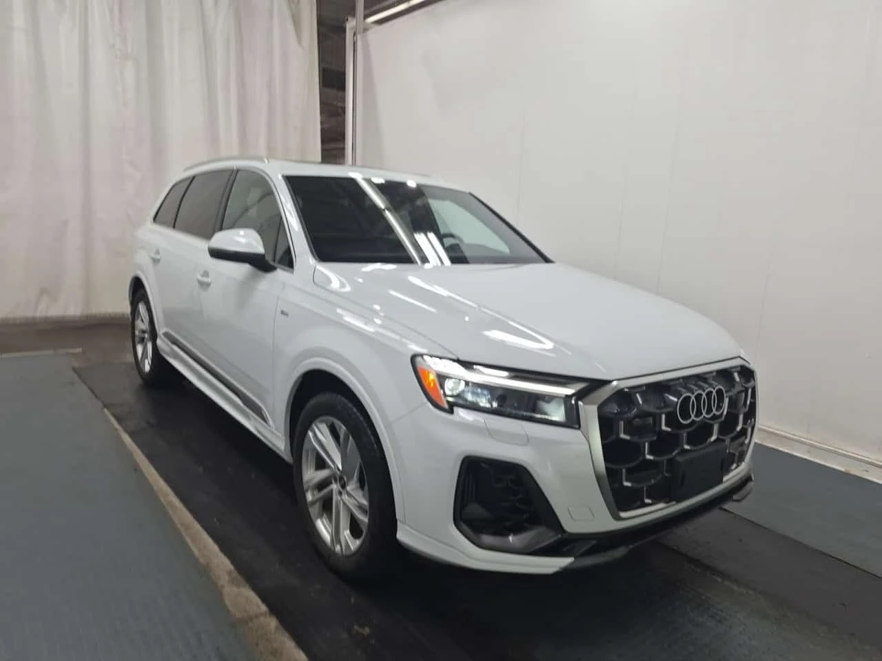 Audi Q7 * 55 Tfsi Quattro 3.0 Tfsi 55 Progressiv Quattro * | Mobile.bg � ����������� 5