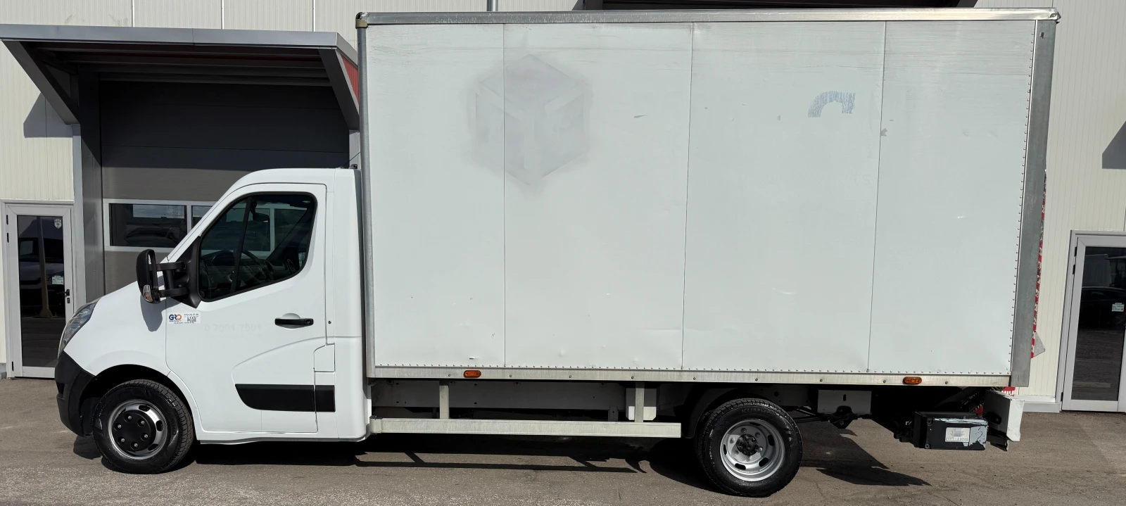 Renault Master 2.3 DCI Фургон с падащ борд, снимка 2 - Бусове и автобуси - 55228691