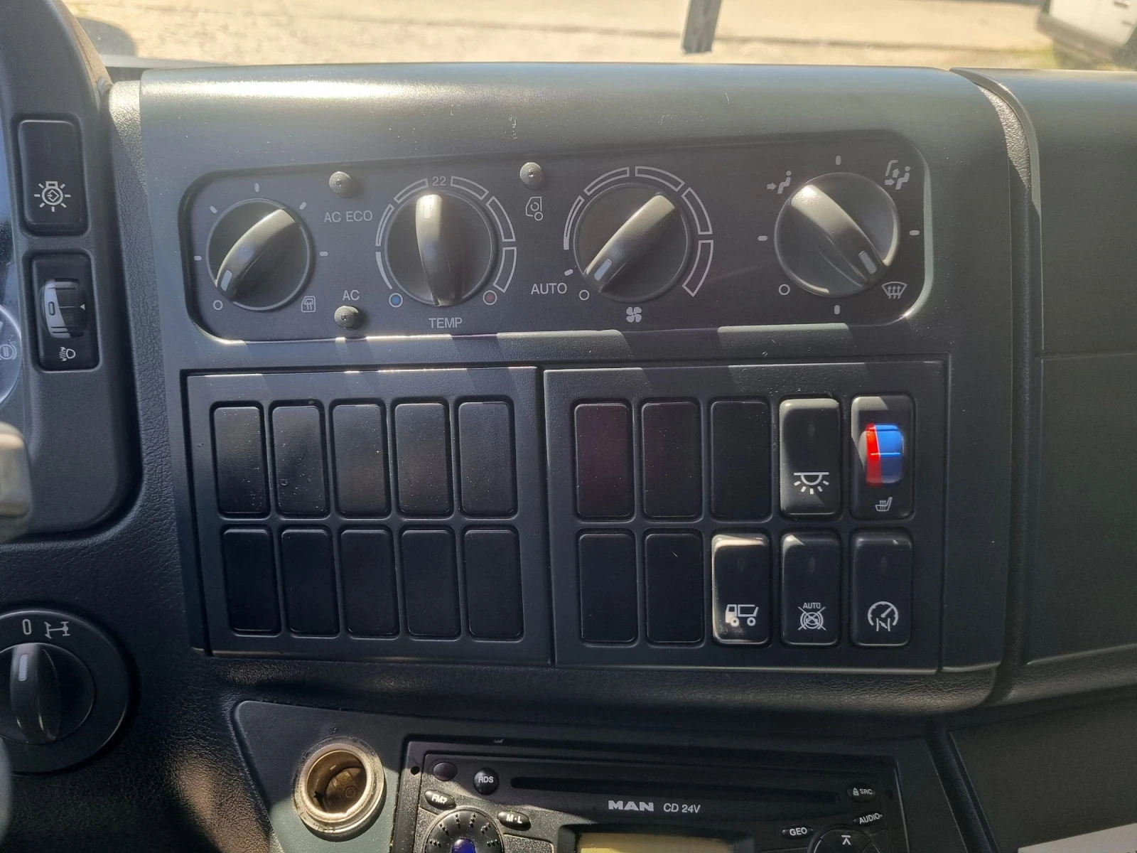 Man 9.220 | Mobile.bg   14