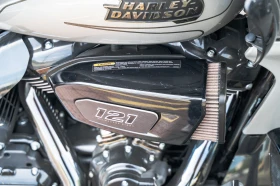 Harley-Davidson CVO Road Glide 121", снимка 10