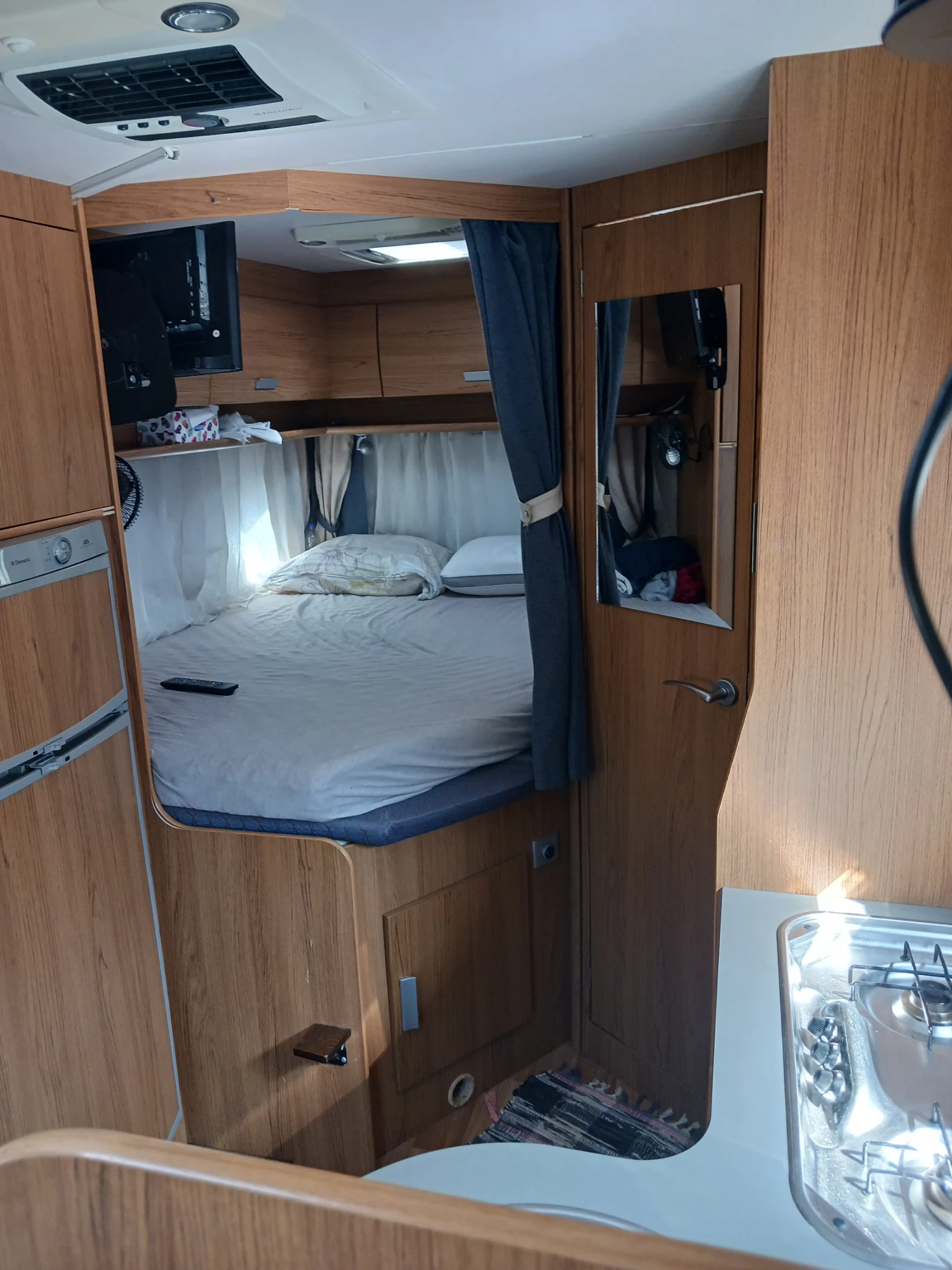 Кемпер Renault Rimor, снимка 8 - Каравани и кемпери - 54158223