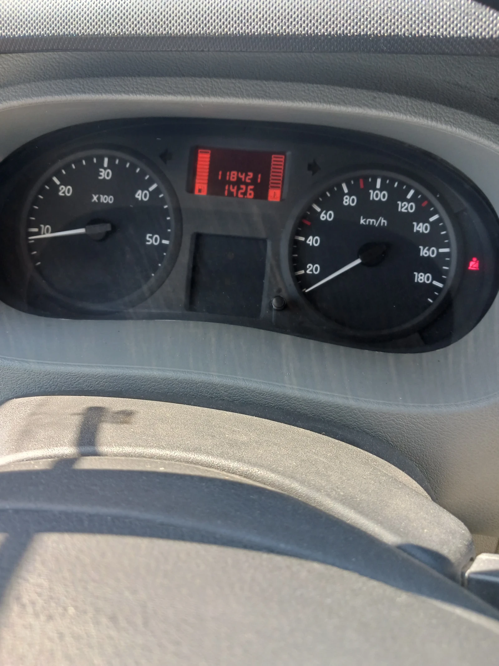 Кемпер Renault Rimor, снимка 4 - Каравани и кемпери - 54158223