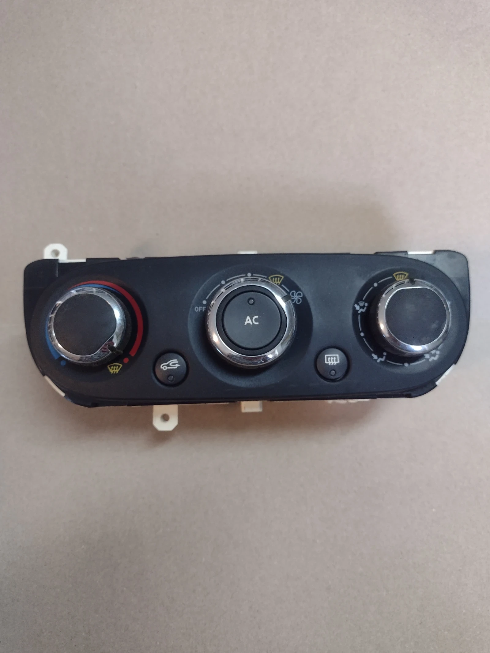 272705324R    T1019676Z   RENAULT CLIO E1072485 | Mobile.bg   1