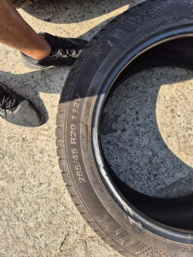 Гуми Зимни 285/40R20, снимка 5