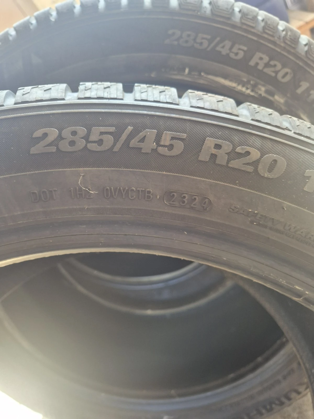 Гуми Зимни 285/40R20, снимка 8 - Гуми и джанти - 56070103