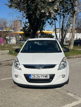 Hyundai I20 1.2 бензин КАТО НОВ!, снимка 2