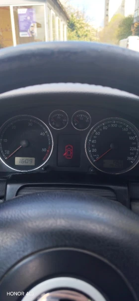 VW Passat 1.9TDI, снимка 4
