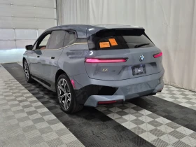 BMW iX  XDRIVE50 / 360 / DIS / HUD / CARFAX / АВТОКРЕДИТ, снимка 4
