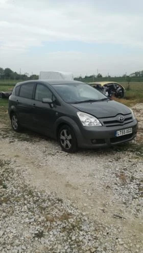 Toyota Corolla verso 1.8 vvti | Mobile.bg    2