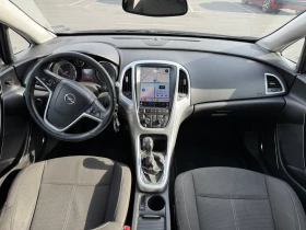 Opel Astra Sport tourer, снимка 8