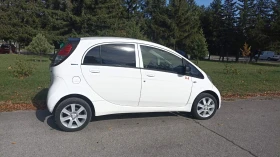  Peugeot iOn