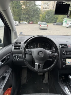 VW Touran 2.0TDI-140КС, DSG, АВТОПИЛОТ, НАВИ, 2012г - 12499 лв. / 6390.64 € - 49592440 8