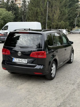 VW Touran 2.0TDI-140КС, DSG, АВТОПИЛОТ, НАВИ, 2012г - 12499 лв. / 6390.64 € - 49592440 6