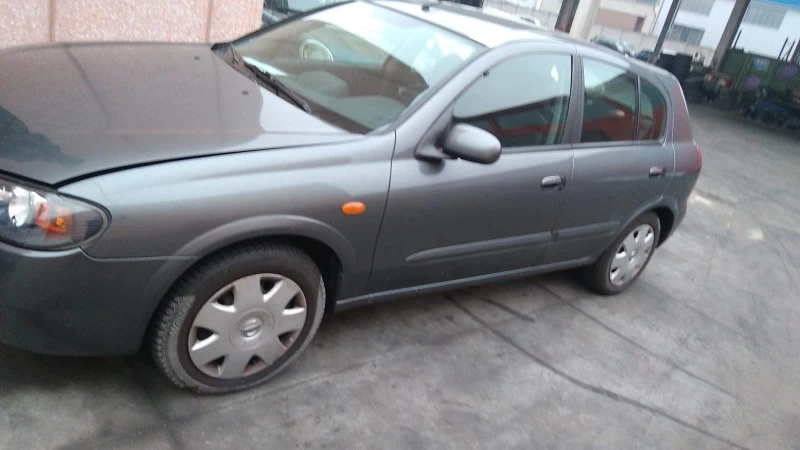 Nissan Almera 1.5 dci 90ks, снимка 2 - Автомобили и джипове - 47491892