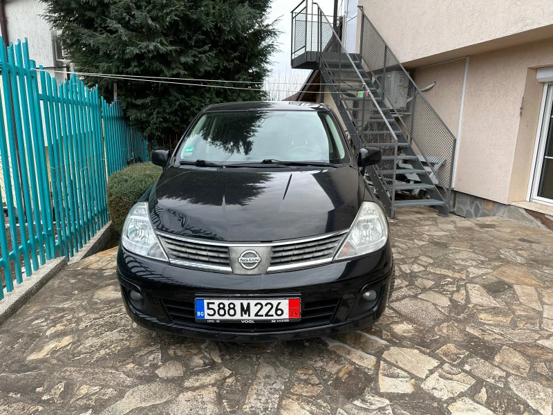 Nissan Tiida 1.8 от Германия, снимка 2 - Автомобили и джипове - 47428459