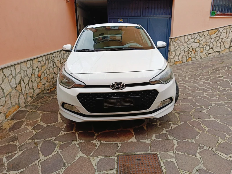 Hyundai I20, снимка 5 - Автомобили и джипове - 47043255