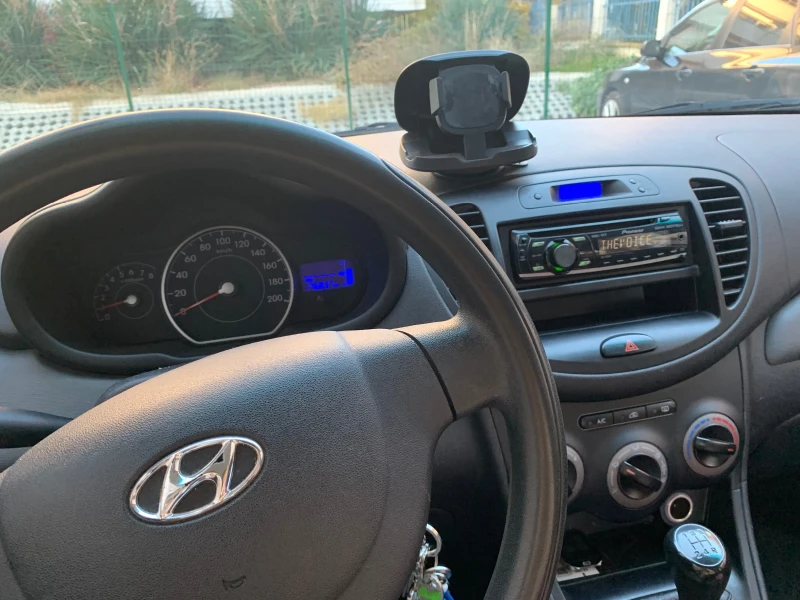 Hyundai I10, снимка 8 - Автомобили и джипове - 48023034