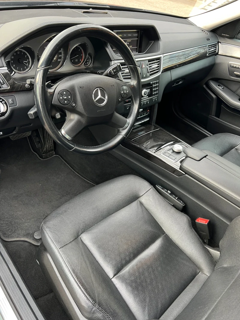 Mercedes-Benz E 350 FULL OPTION, снимка 8 - Автомобили и джипове - 48420063