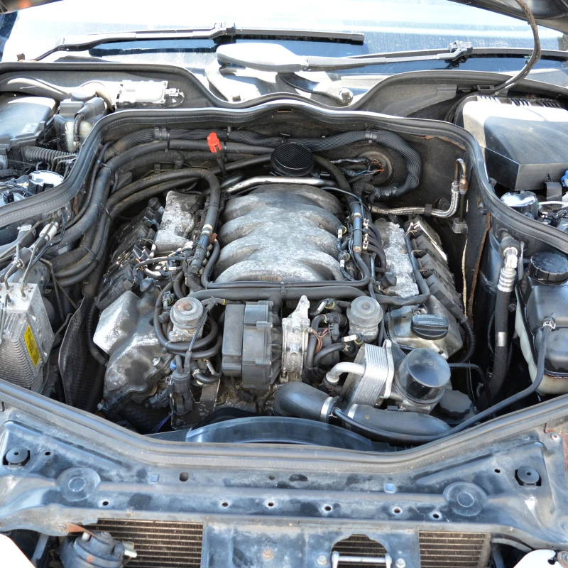 Mercedes-Benz CLS CLS500, снимка 8 - Автомобили и джипове - 50986544