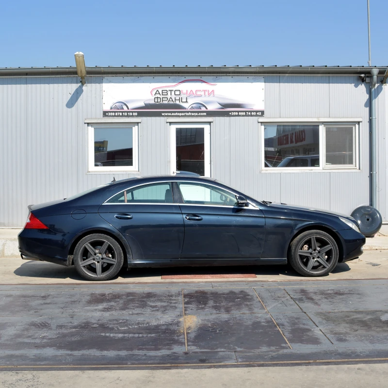 Mercedes-Benz CLS CLS500, снимка 2 - Автомобили и джипове - 50986544