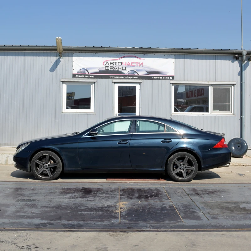 Mercedes-Benz CLS CLS500, снимка 3 - Автомобили и джипове - 50986544