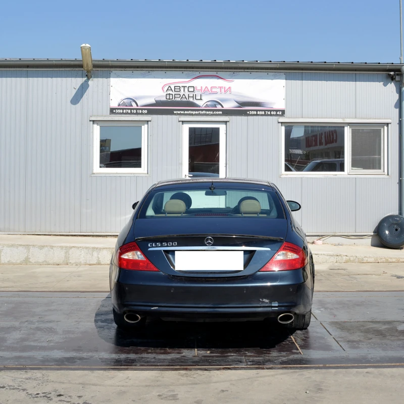 Mercedes-Benz CLS CLS500, снимка 4 - Автомобили и джипове - 50986544
