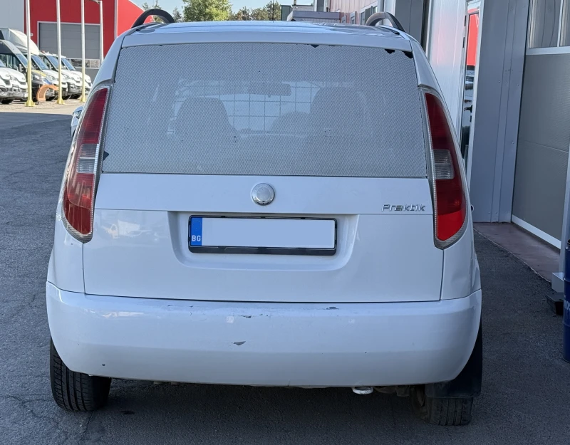 Skoda Roomster Товарен N1 (1+ 1), снимка 4 - Автомобили и джипове - 51505244