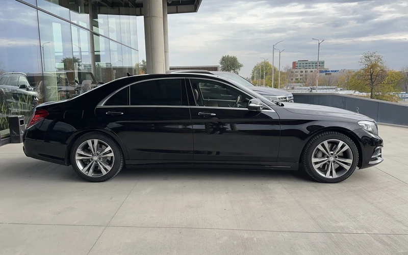 Mercedes-Benz S 500 L 4MATIC AMG, снимка 3 - Автомобили и джипове - 52289320